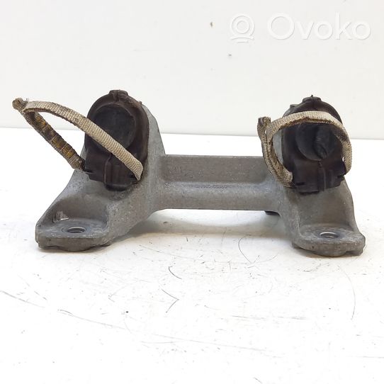 BMW 4 F32 F33 Supporto di montaggio scatola del cambio 6796613