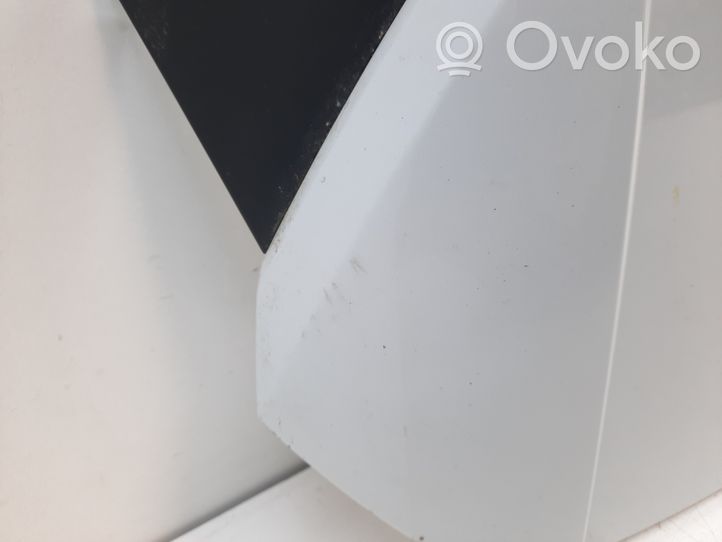 Audi Q2 - Spoiler del portellone posteriore/bagagliaio 81A827933