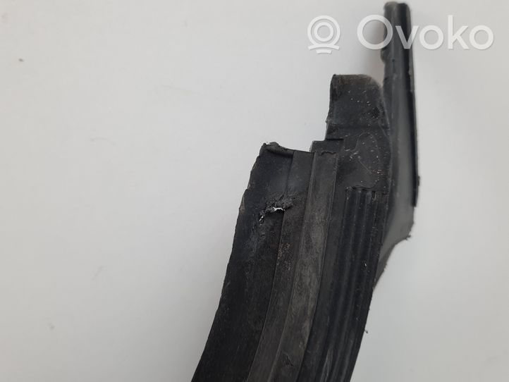 BMW 4 F32 F33 Wiper trim 7285920