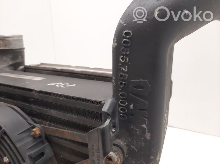 Audi RS6 C6 Chłodnica powietrza doładowującego / Intercooler 07L145805A