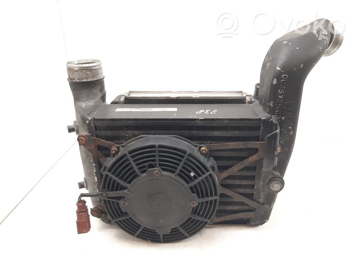 Audi RS6 C6 Chłodnica powietrza doładowującego / Intercooler 07L145805A