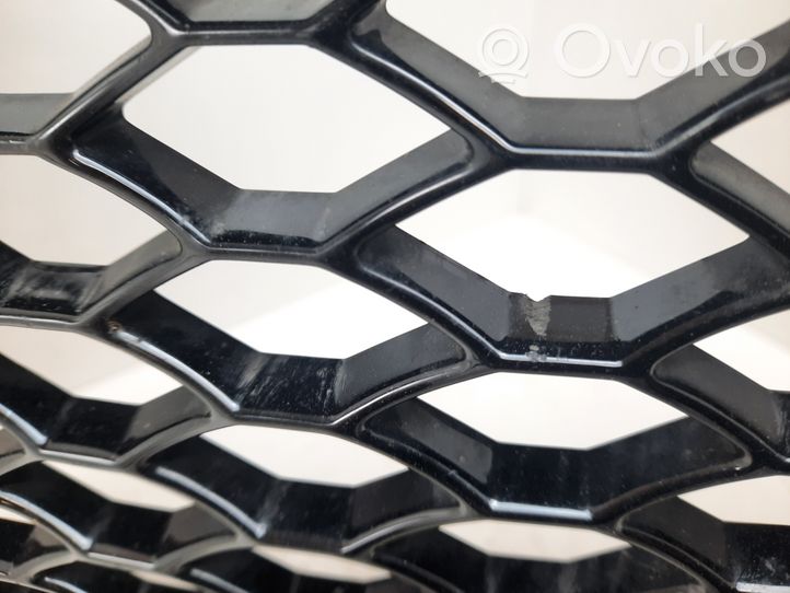 Audi RS6 C6 Maskownica / Grill / Atrapa górna chłodnicy 4F0853651AL