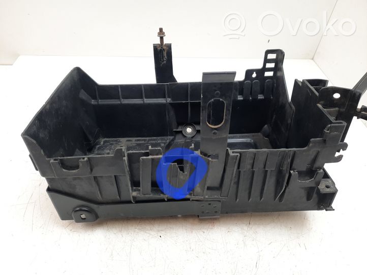 Chevrolet Orlando Vassoio scatola della batteria 13354419