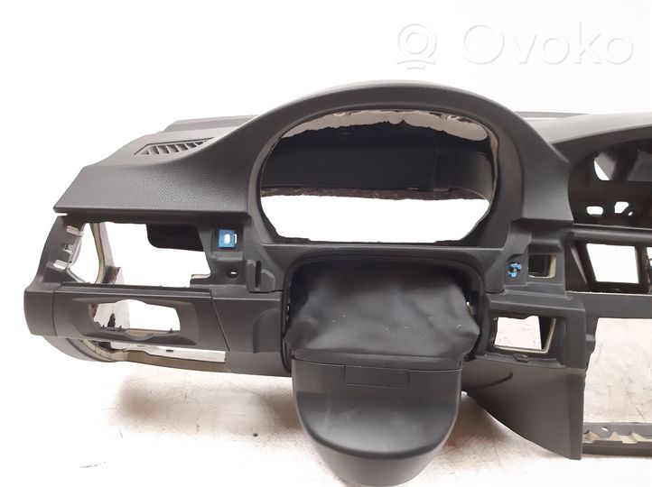 BMW 3 E90 E91 Panelė 9120328