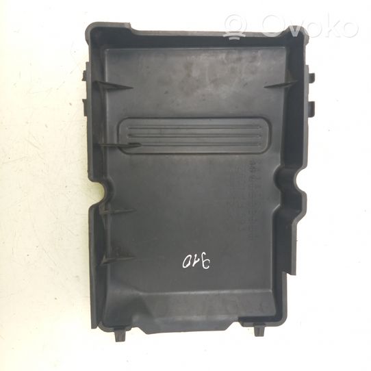 Mazda 3 I Couvercle de boîtier de batterie Z60118593