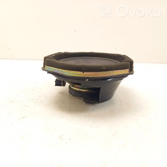 Mazda 3 I Garsiakalbis (-iai) galinėse duryse 3M8118808CA