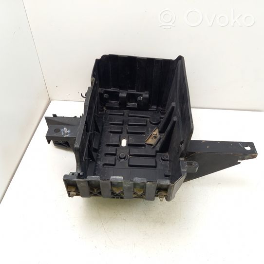 Nissan Primastar Vassoio scatola della batteria 8200901680