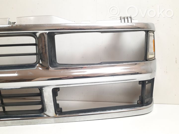 Chevrolet Tahoe Grille calandre supérieure de pare-chocs avant 