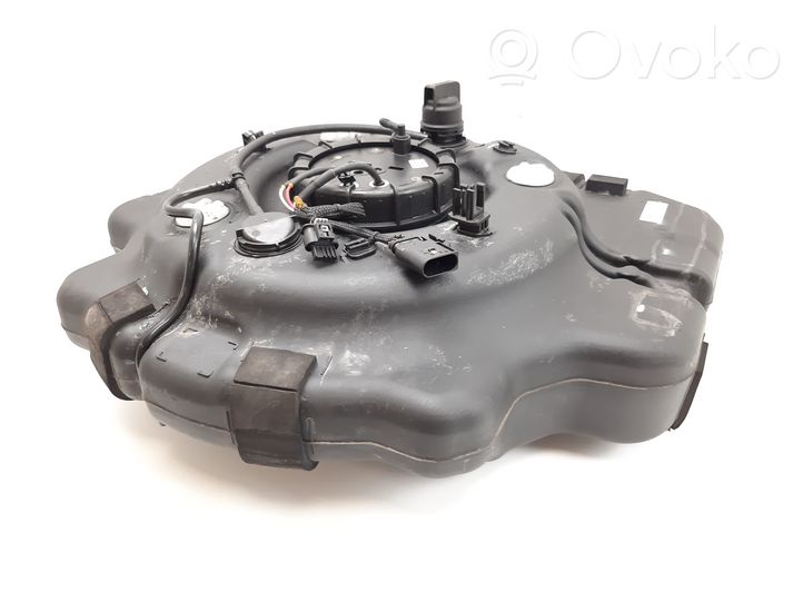 Volkswagen Touareg II Serbatoio vaschetta liquido AdBlue 7P0131878