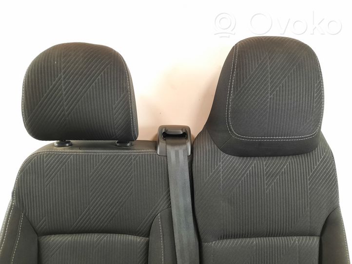 Opel Vivaro Front double seat 