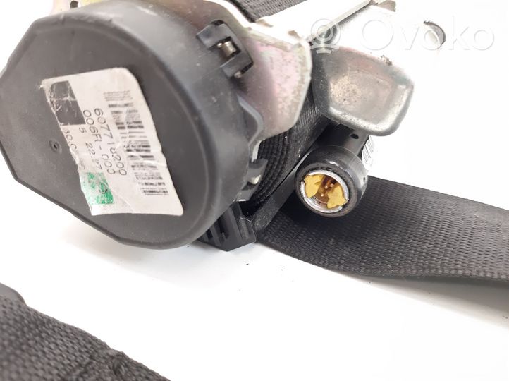 Mercedes-Benz B W245 Boucle de ceinture de sécurité avant 607718200