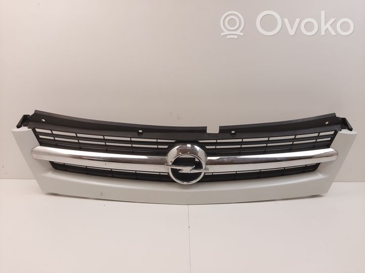 Opel Movano A Maskownica / Grill / Atrapa górna chłodnicy 8200233763