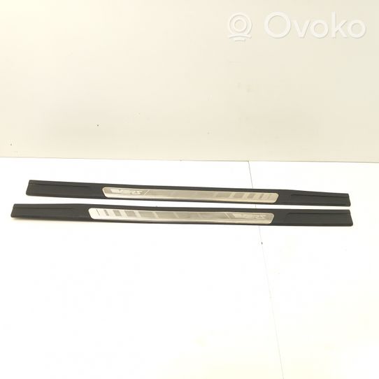 Skoda Octavia Mk2 (1Z) Set di rifiniture davanzale (interno) 