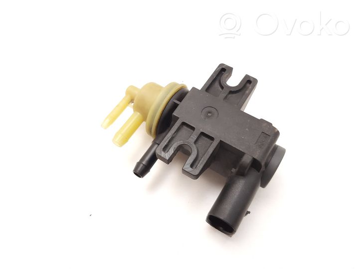 Volkswagen PASSAT B7 Vacuum valve 1K0906627B