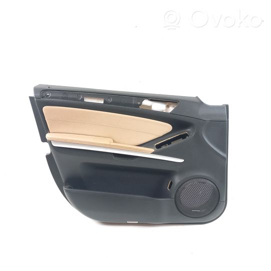 Volkswagen Touareg II Rivestimento del pannello della portiera anteriore A1647301470