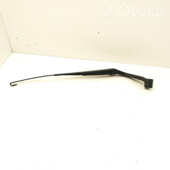 Nissan Navara D23 Front wiper blade arm H68GY03