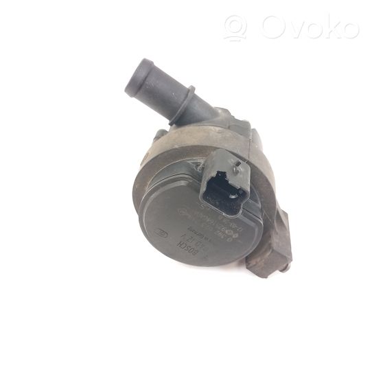 Nissan Navara D23 Pompe à eau de liquide de refroidissement 0392023219