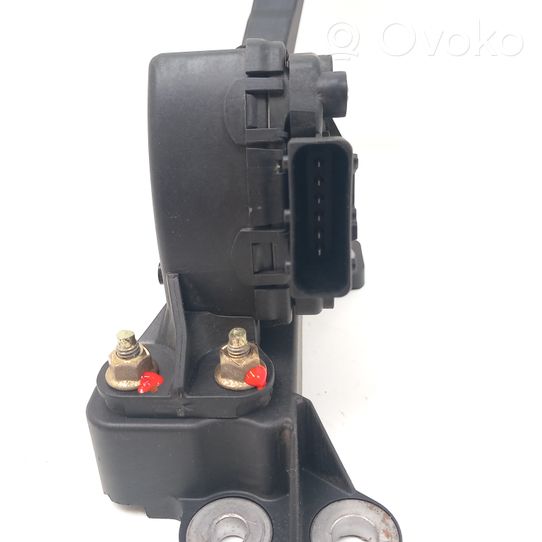 Nissan Navara D40 Accelerator throttle pedal 18002EA000