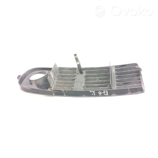 Audi A6 S6 C5 4B Grille antibrouillard avant 4B0807682M