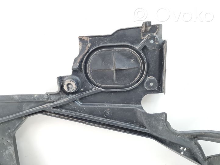 BMW 2 F46 Couvre-soubassement inférieur 7290808