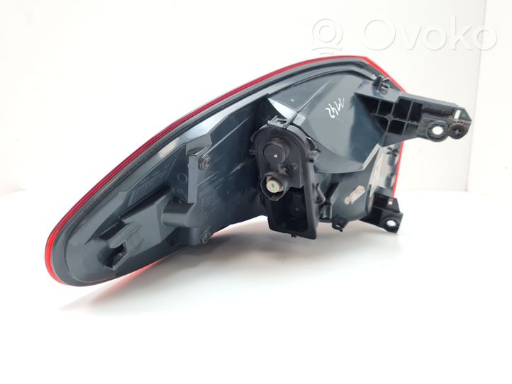 BMW 2 F46 Lampa tylna 7330474