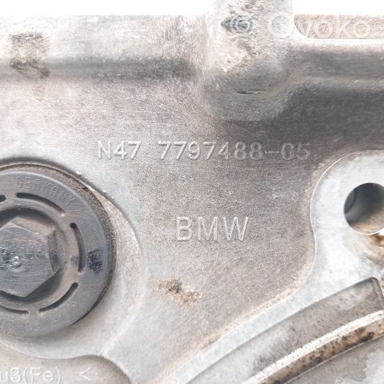 BMW 3 E90 E91 Paskirstymo grandinės dangtelis 779748805