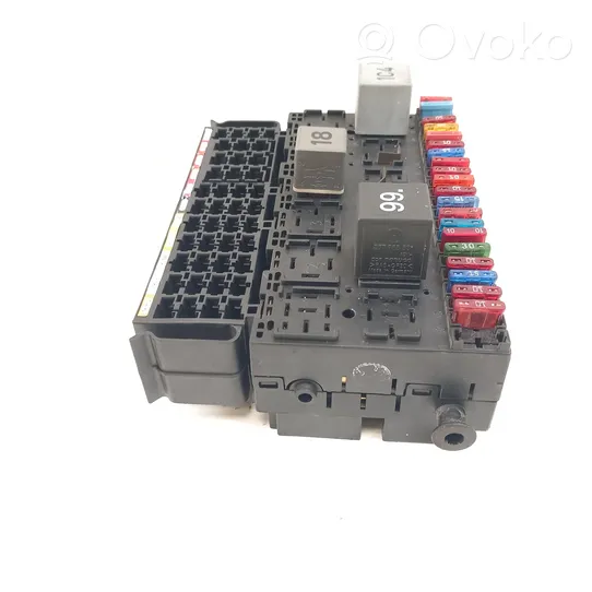 Volkswagen Transporter - Caravelle T4 Fuse box set 357937039