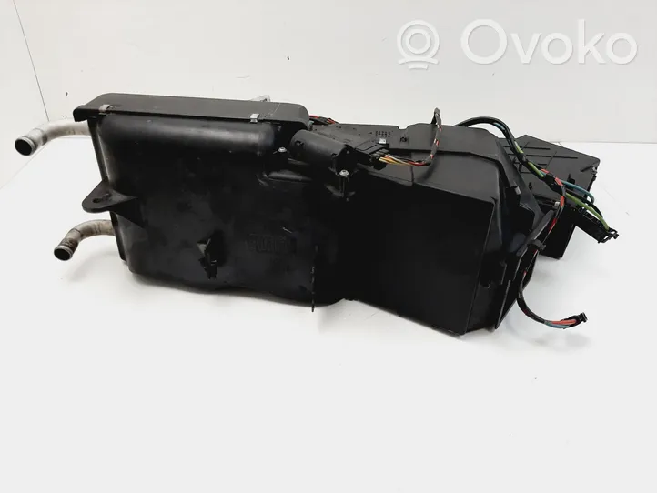 Mercedes-Benz Vito Viano W639 Interior heater climate box assembly A6398300161KZ