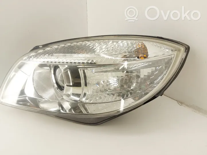 Skoda Roomster (5J) Lampa przednia 24783100