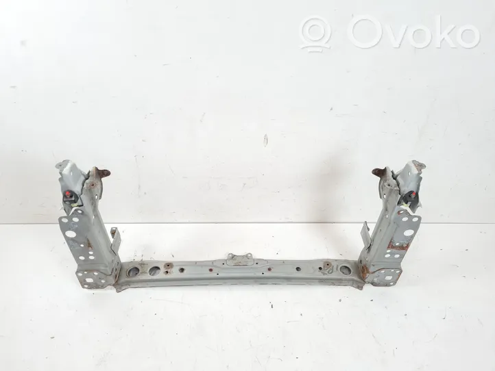 Toyota Prius (XW50) Traverse inférieur support de radiateur 