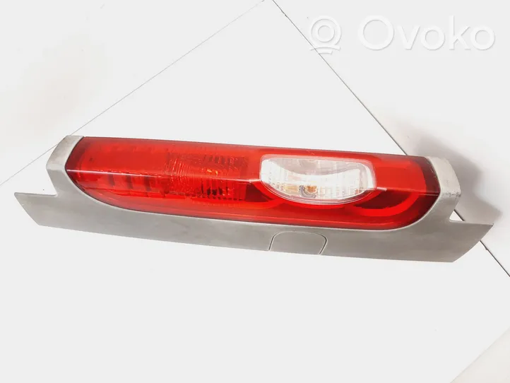 Renault Trafic II (X83) Rear/tail lights 265A60118R