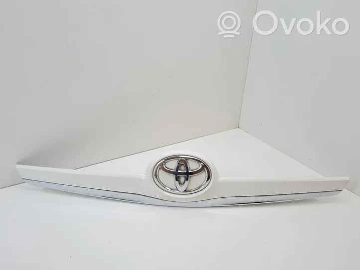 Toyota Verso Éclairage de plaque d'immatriculation 768110F090