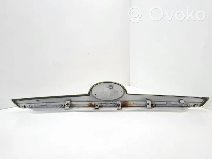 Toyota Verso Trunk door license plate light bar 768110F090