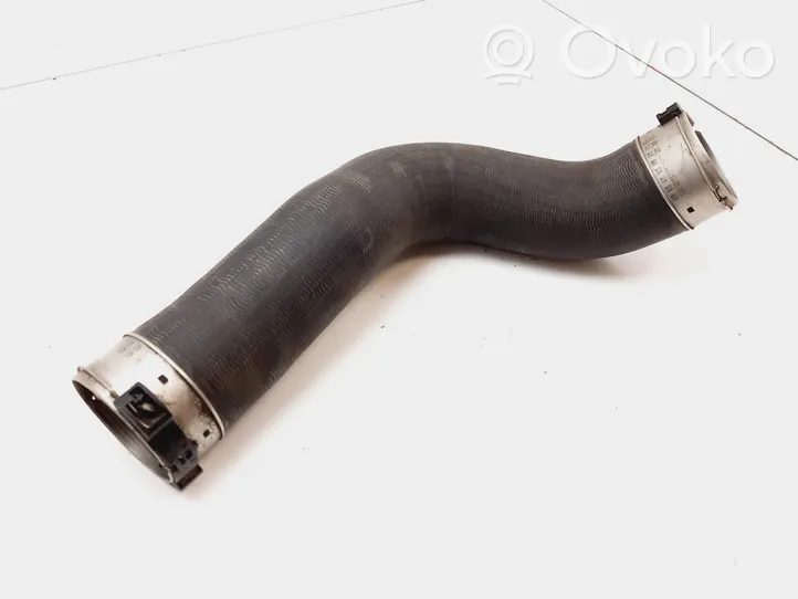 BMW 5 F10 F11 Manguera/tubo del intercooler 7810615