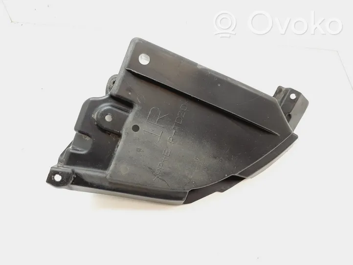 Toyota Prius (XW50) Couvre-soubassement arrière 5839847050