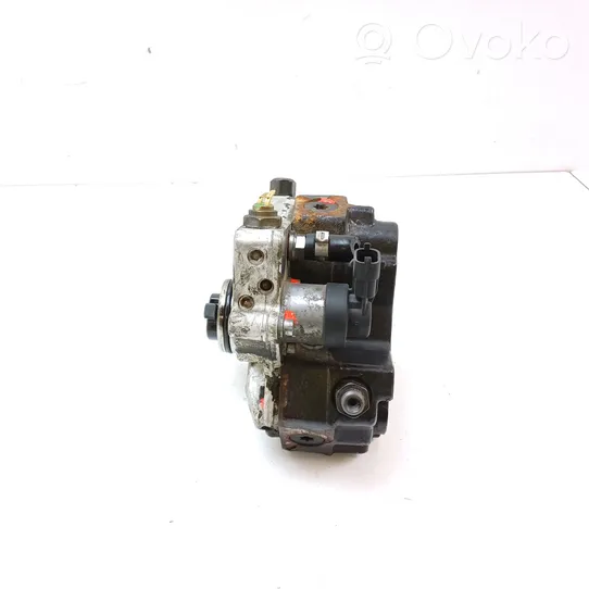 Volvo V70 Polttoaineen ruiskutuksen suurpainepumppu 30756125