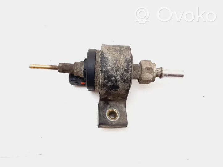 Renault Trafic II (X83) Pompe de circulation d'eau, chauffage auxiliaire Webasto 221000500400