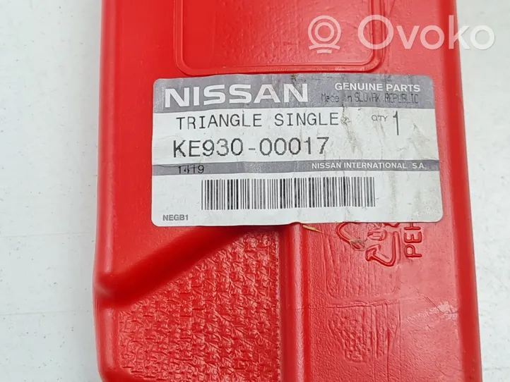 Nissan Qashqai Triangle d'avertissement KE93000017