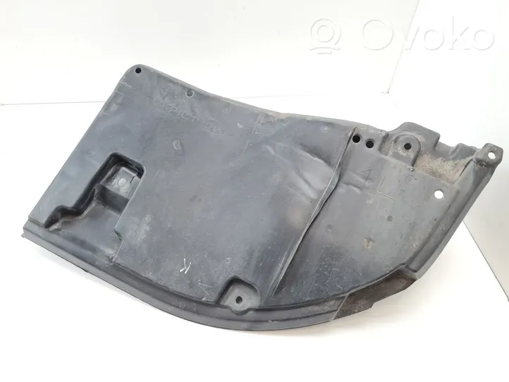 Toyota Prius (XW50) Couvre-soubassement arrière 5839947030