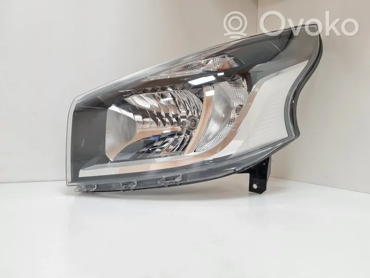 Renault Trafic III (X82) Faro/fanale 260600500R