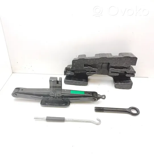 Hyundai Santa Fe Tool set 091492B050