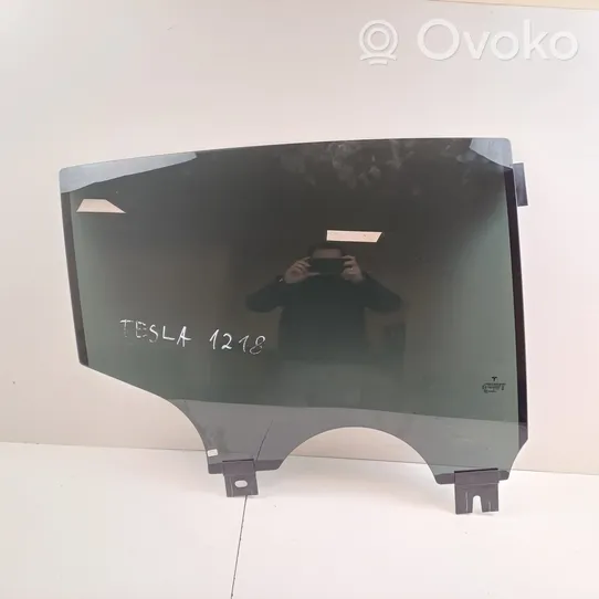 Tesla Model X Takaoven ikkunalasi 43R004553