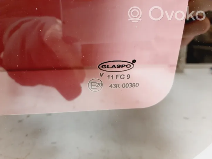 Iveco Daily 35 - 40.10 Боковое стекло в середине кузова 43R00380