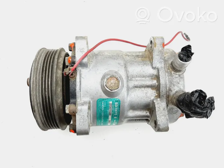 Iveco Daily 35 - 40.10 Compressore aria condizionata (A/C) (pompa) 2738705880