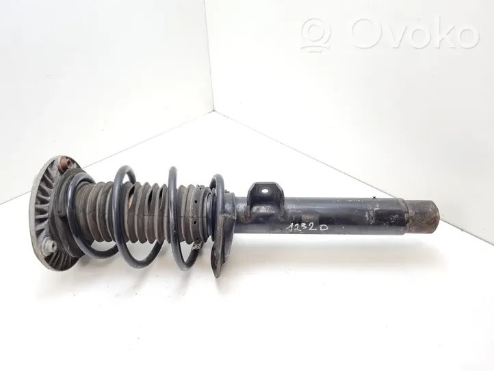 BMW 2 F22 F23 Front shock absorber with coil spring 6863135