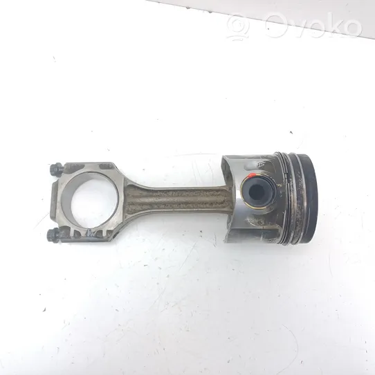 Volkswagen Transporter - Caravelle T4 Piston with connecting rod 