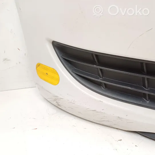 Skoda Praktik (5J8) Front bumper 5J0807221