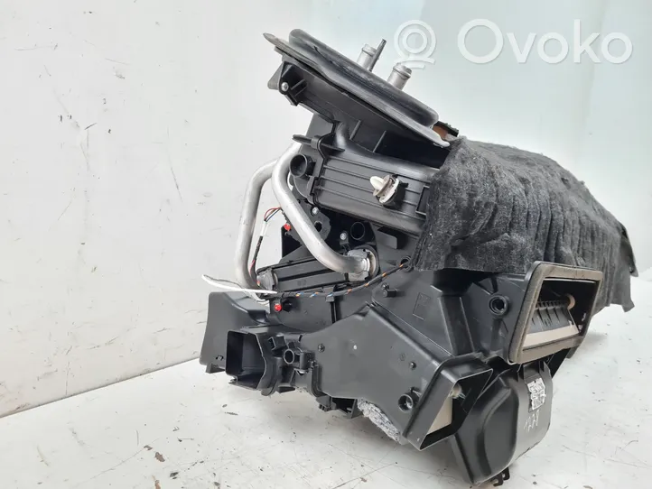 Mercedes-Benz E W213 Scatola climatizzatore riscaldamento abitacolo assemblata A2388304300