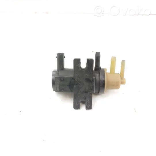 Mercedes-Benz C W204 Turboahtimen magneettiventtiili A0081535428