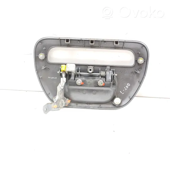 Mitsubishi L200 Tailgate/trunk/boot exterior handle 6730A009